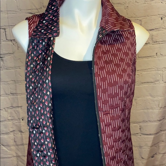 Reversible vest - Picture 5 of 6